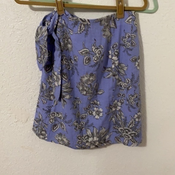 Ann Taylor floral wrap skirt - Picture 6 of 8